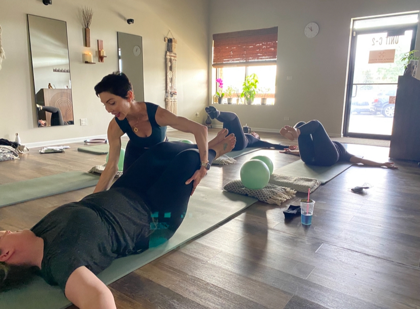 Therapeutic Pilates in Mokena, IL supporting posture, spine, pelvic floor & longevity. Classical mat & whole-body Pilates for all ages.